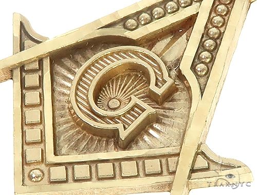 10K Yellow Gold Square and Compasses Masonic Instruments Charm Pendant 61782 - Image 4