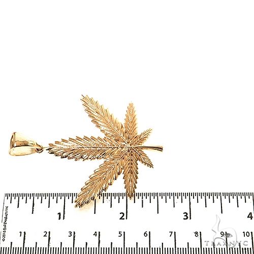 14K Gold Cannabis Pendant 68848 - Image 6