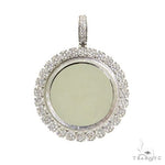 14K Gold Flower Frame Diamond Photo Pendant 67655 - Image 1