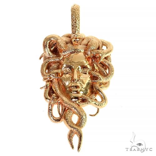 14K Gold Medusa Pendant 68163 - Image 1