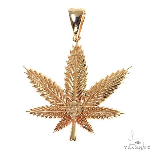 14K Gold Weed Pendant 67820 - Image 4