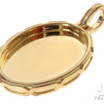 18K Yellow Gold Oval Special Edition Photo Pendant Engraved Frame 65313 - Image 4