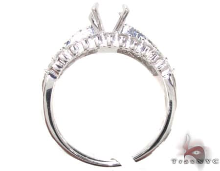 Lovely Semi Mount Engagement Set 16874 - Image 5