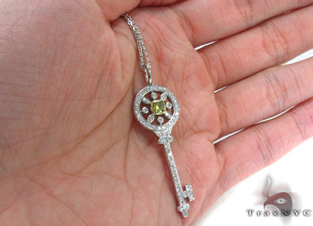 18K Gold Prong Diamond Key Pendant Necklace 32664 - Image 5
