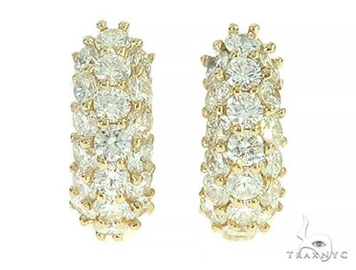 14K Yellow Gold Diamond Small Hoop Earring 65771 - Image 1 [FILE:65771_image_01_acfda51f.jpg]