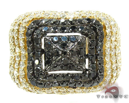 Castle Moat Diamond with Yellow Gold Ring 26321 - Image 2