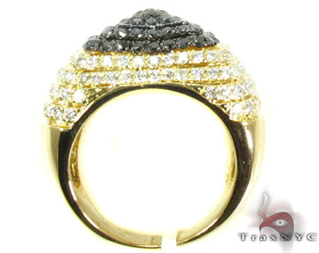 Castle Moat Diamond with Yellow Gold Ring 26321 - Image 5