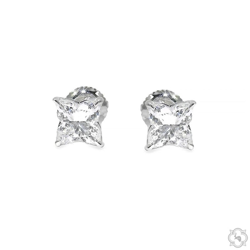 Clover Cut Spark Studs 70678 - Image 1