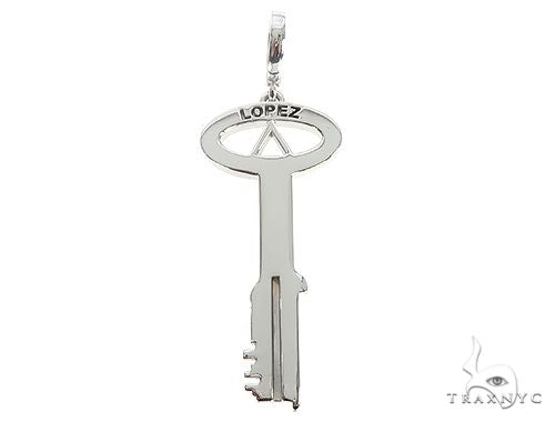 Custom Made Key Pendant With Customize Name 66123 - Image 1