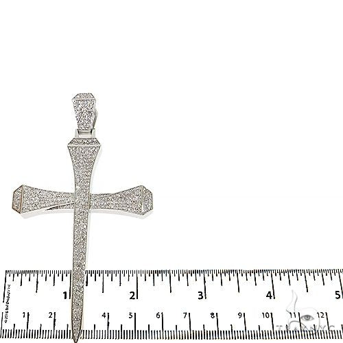 Medium Diamond Nail Cross (Lab) 68692 - Image 5
