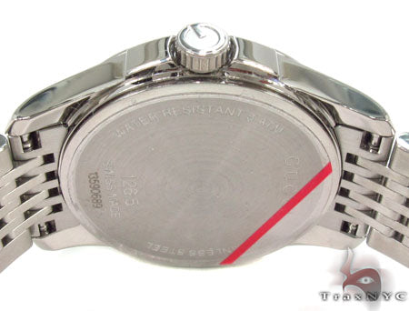 Gucci Ladies Watch YA126502 33242 - Image 9