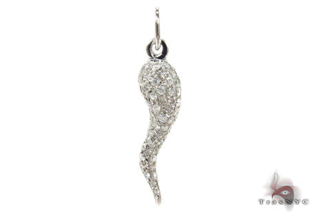 Mini Diamond Italian Horn Pendant 30609 - Image 1
