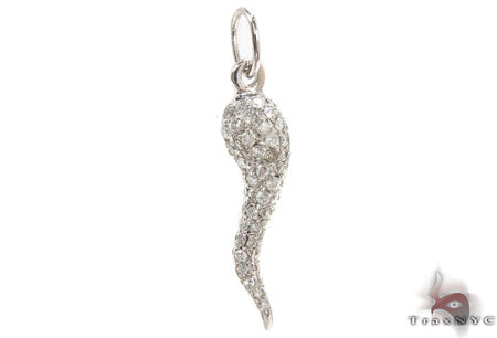 Mini Diamond Italian Horn Pendant 30609 - Image 2