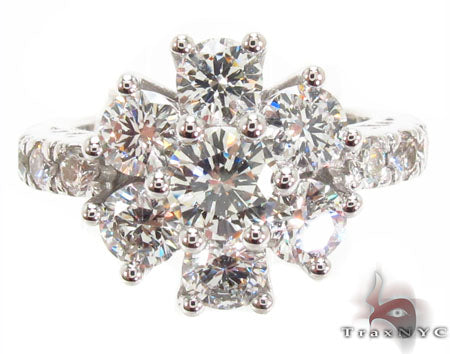18K White Gold Starburst Diamond Ring 32708 - Image 2