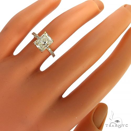 Radiant Cut Diamond Engagement Ring 68554 - Image 7