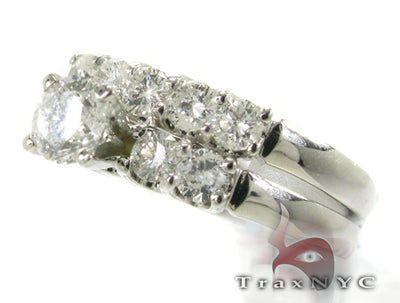 Round Solitaire Ring Set 2964 - Image 1