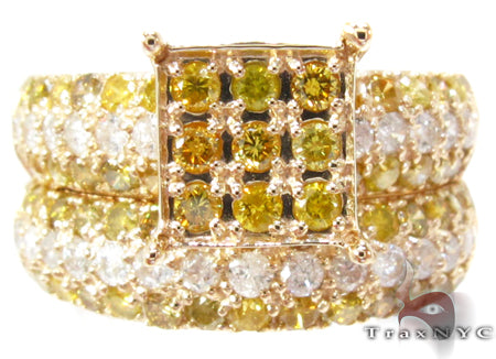 Yellow Gold Round Cut Prong Diamond Ring Set 24825 - Image 3