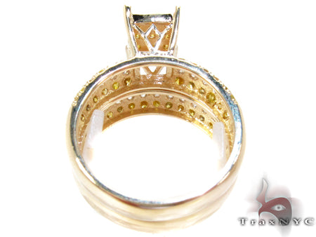 Yellow Gold Round Cut Prong Diamond Ring Set 24825 - Image 7