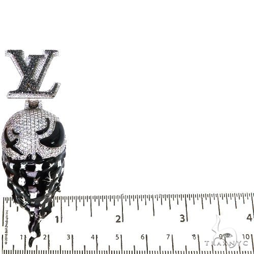 Glow in The Dark Skellington Diamond Pendant 67777 - Image 5